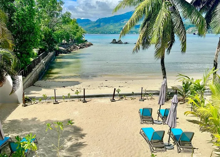 Pineapple Baie Lazare (Mahe)